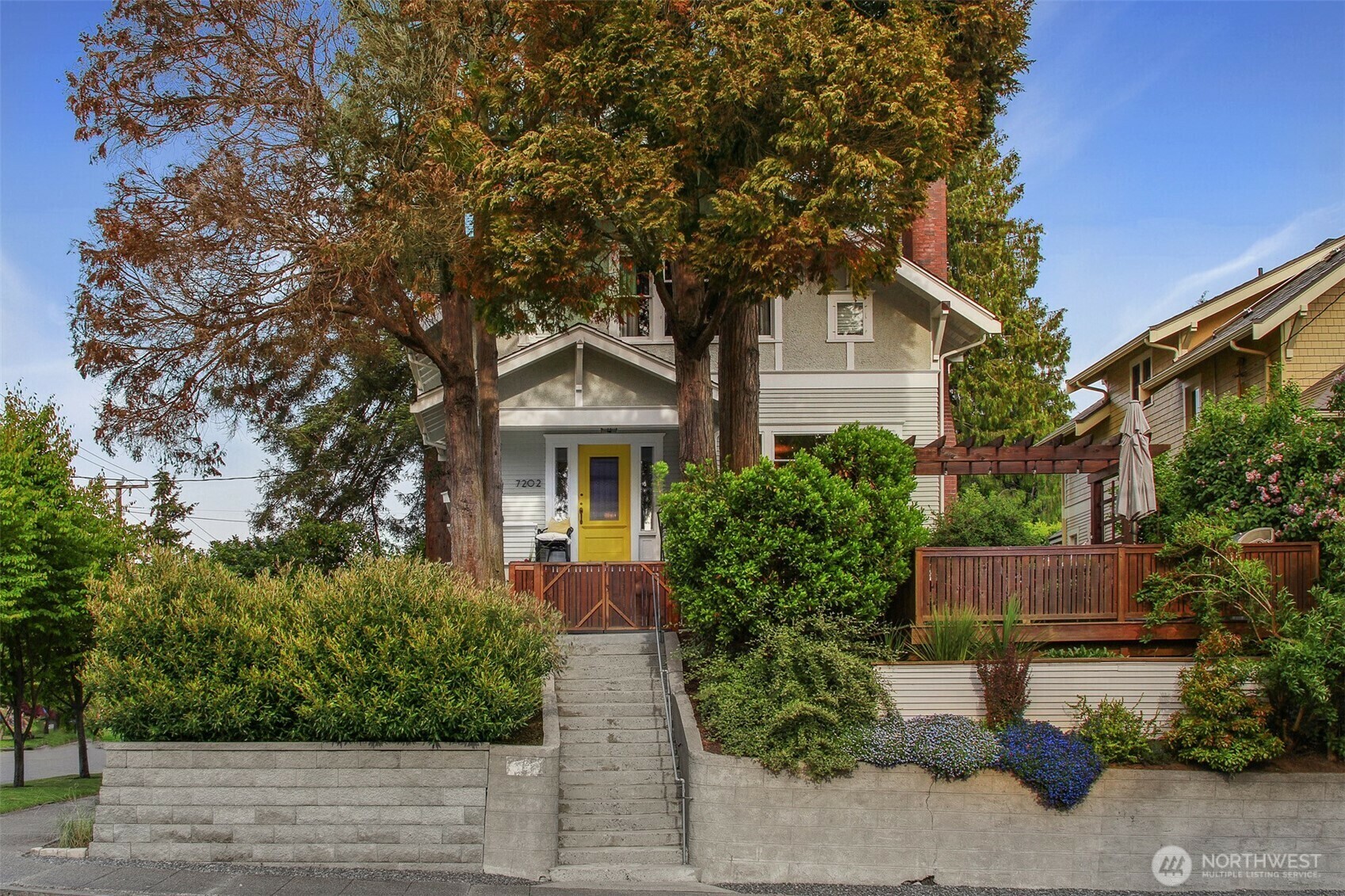 Property Photo: 7202 28th Avenue NW WA 98117