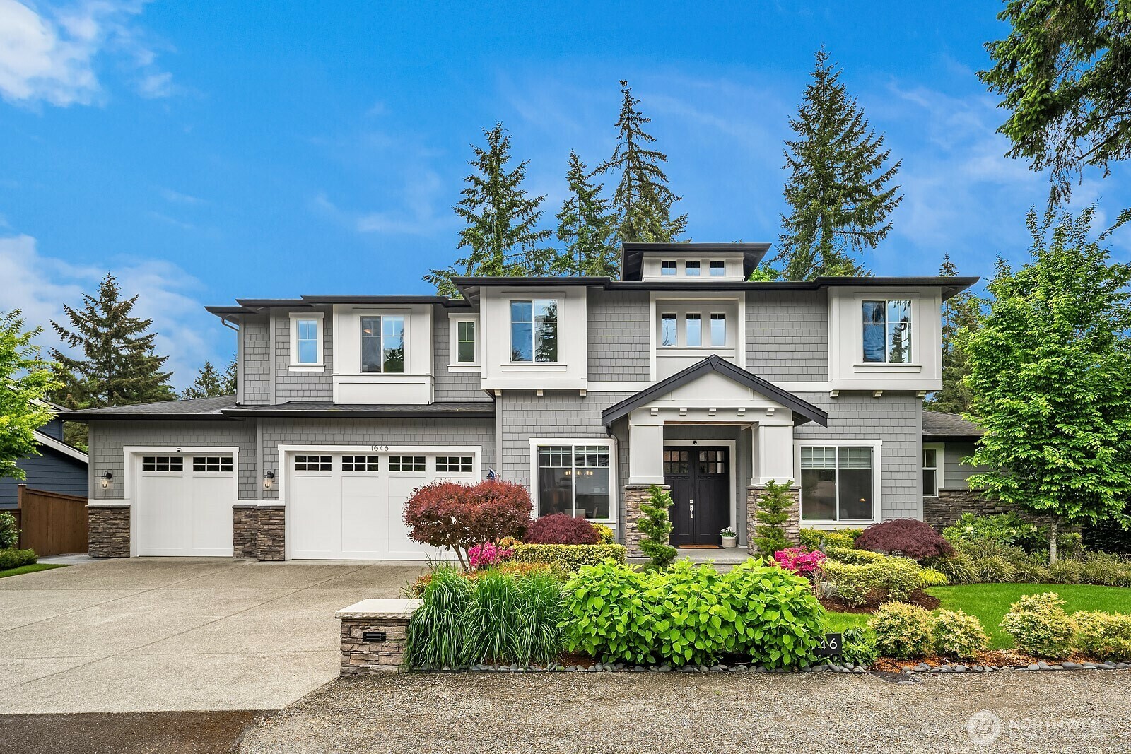 1646  106th Avenue SE  Bellevue WA 98004 photo