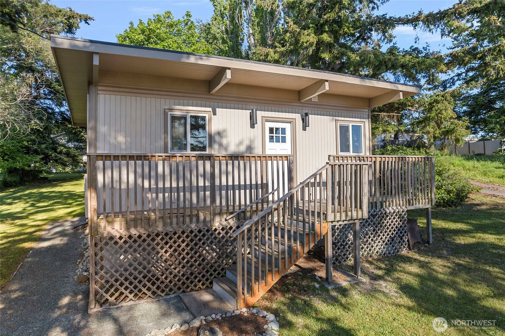 1008  Shawn Avenue  Oak Harbor WA 98277 photo