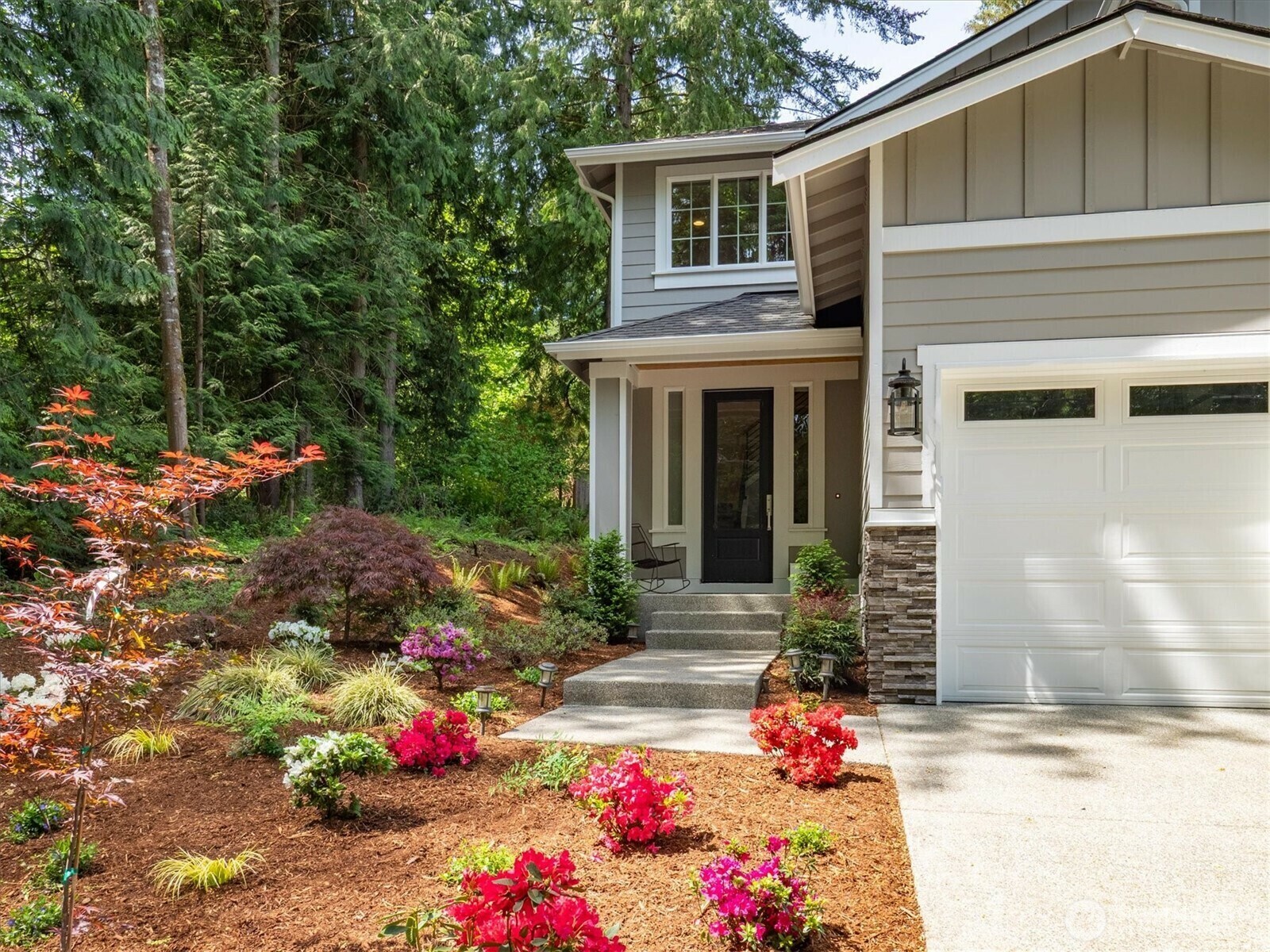 Property Photo: 17513 W Lake Desire Drive SE WA 98058