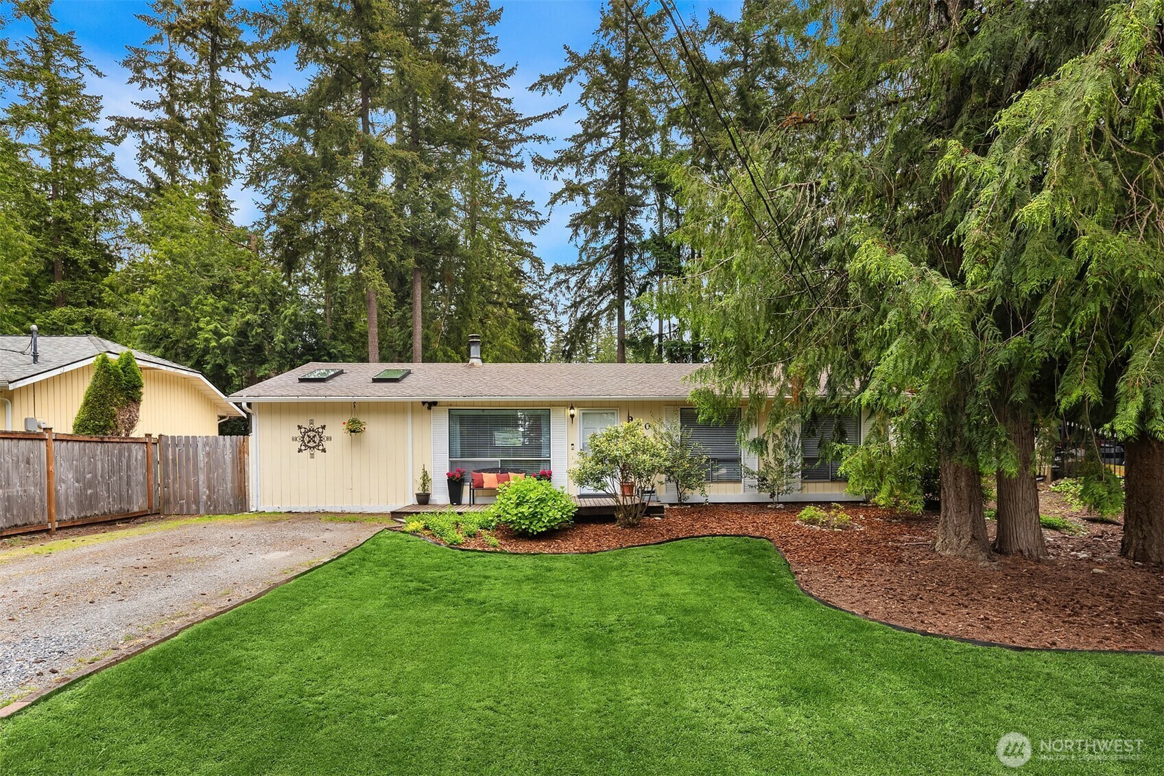 Property Photo: 920 207th Place NE WA 98074