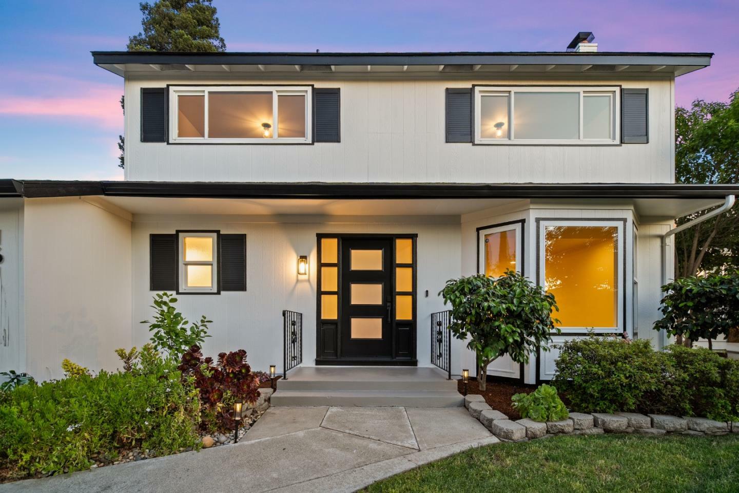 Property Photo: 1612 Montrose Way CA 95124