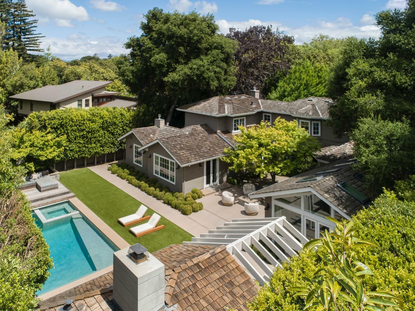 Property Photo: 1661 University Avenue CA 94301