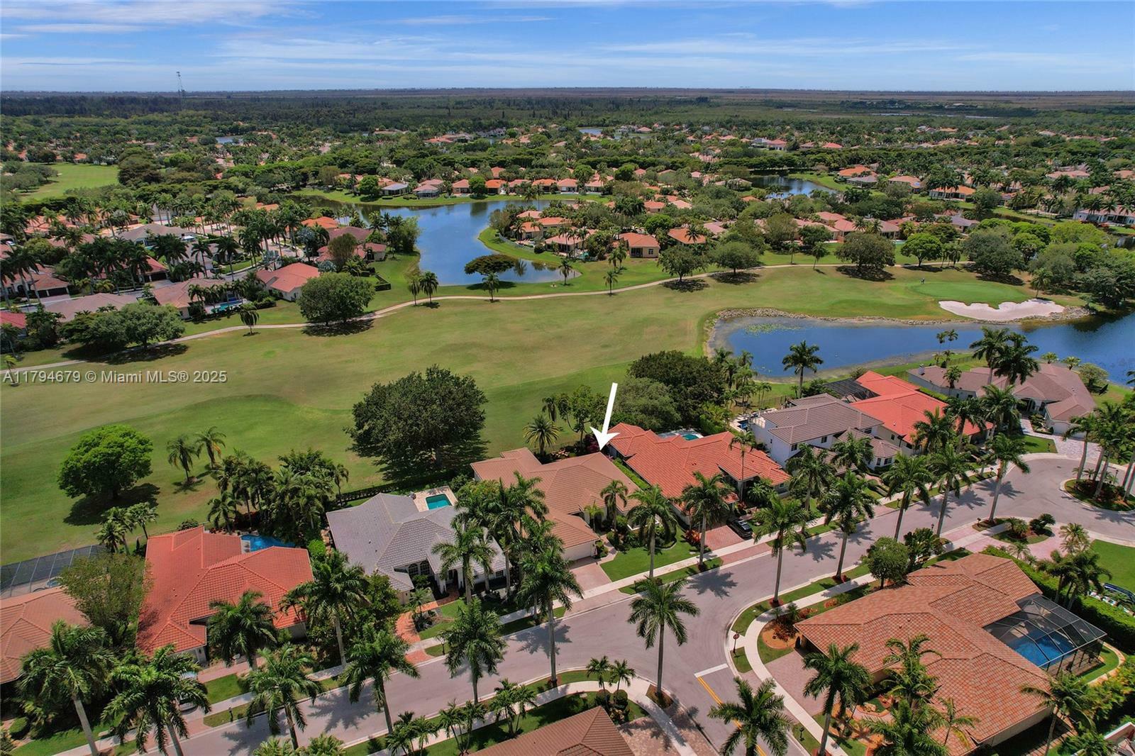 Property Photo: 2495 Eagle Watch Ln FL 33327