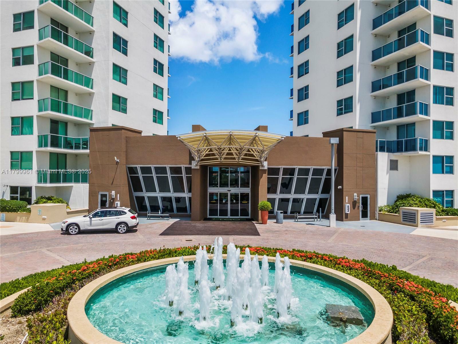 Property Photo: 2681 N Flamingo Rd 1206S FL 33323
