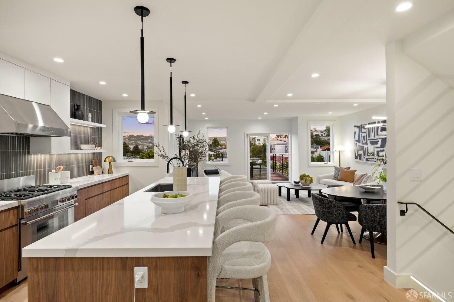 Property Photo: 375 Hearst Avenue CA 94112