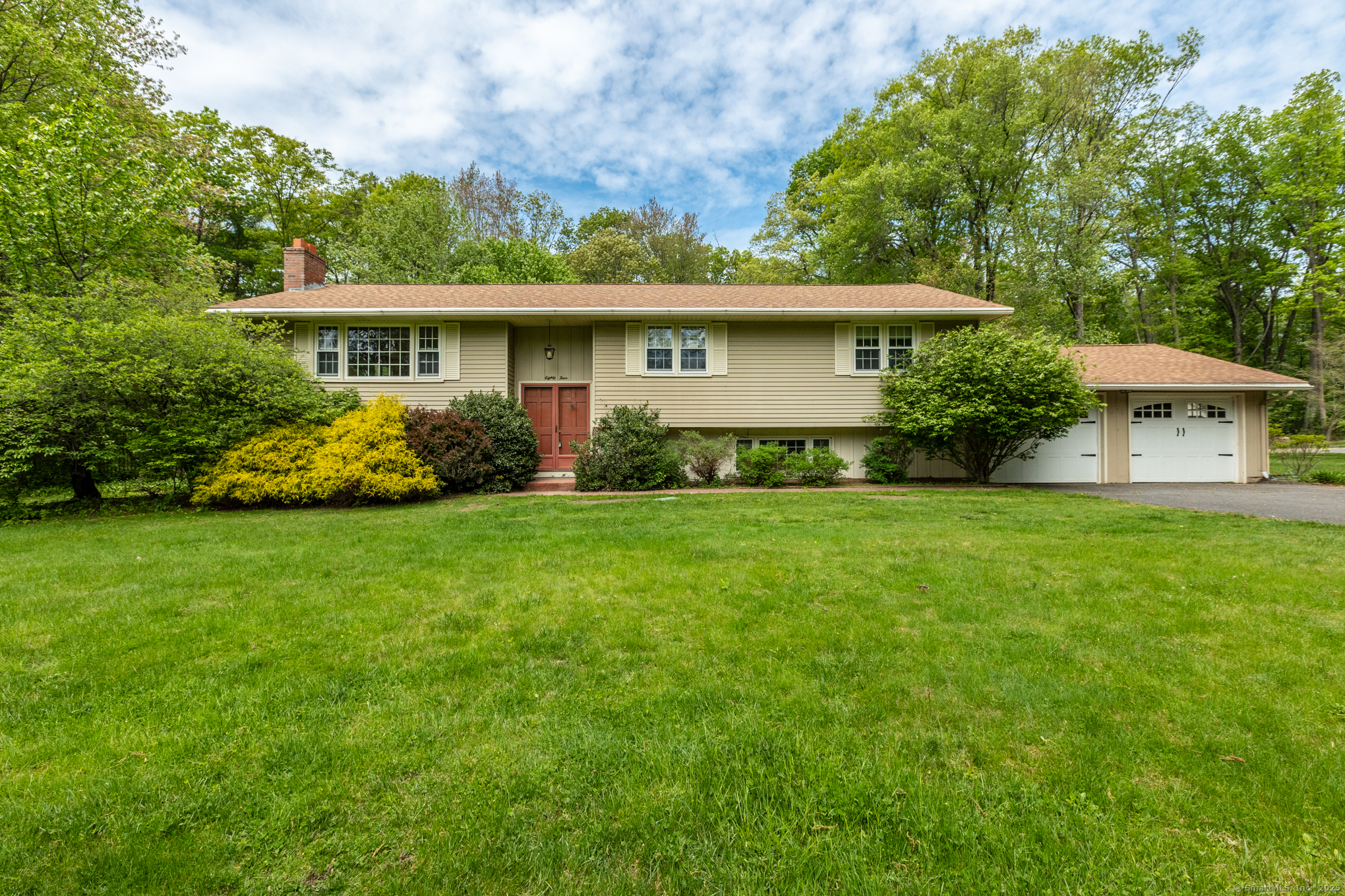 Property Photo: 84 Blue Ridge Drive CT 06071
