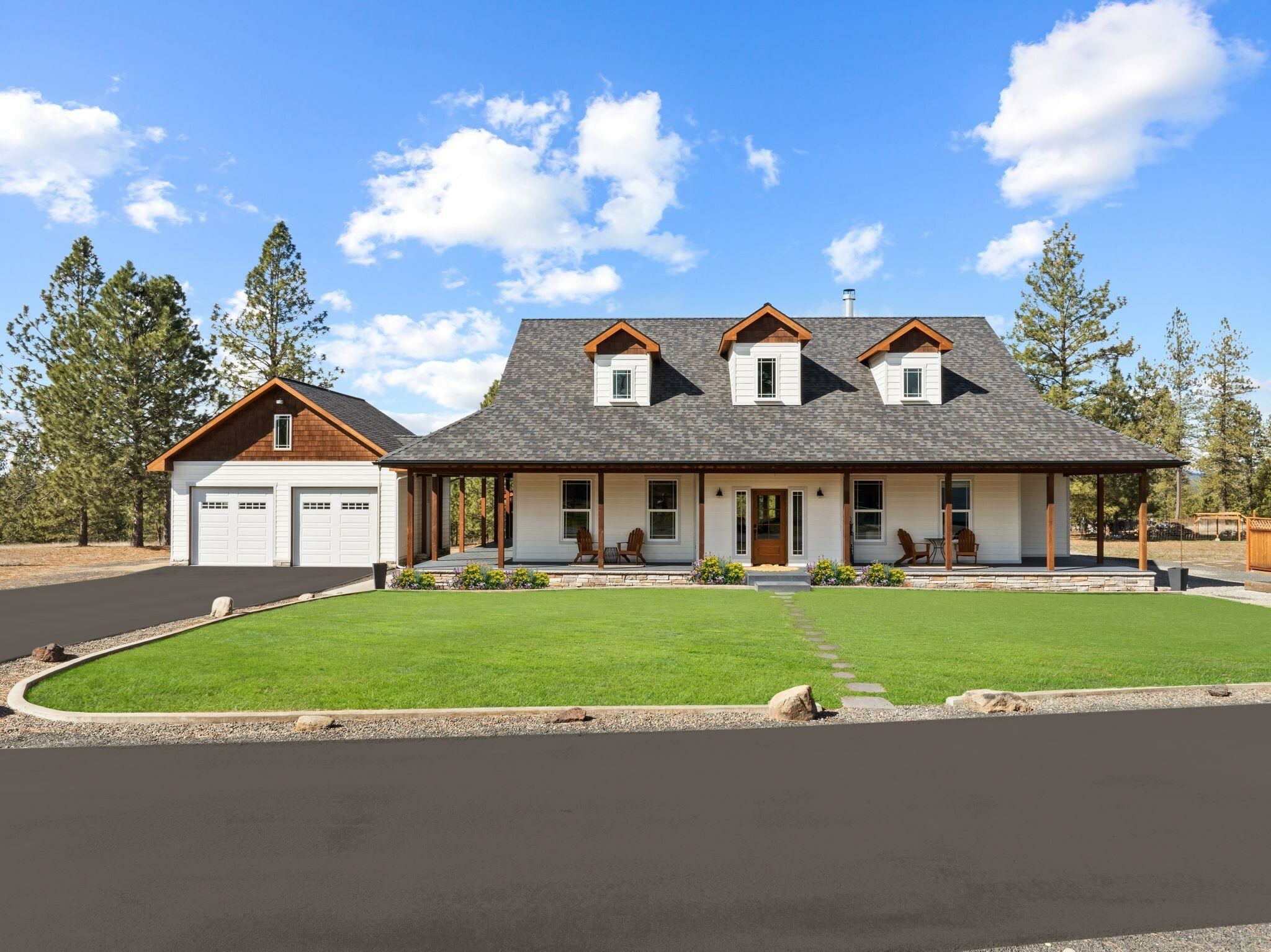 Property Photo: 6411 E Owens Rd WA 99003