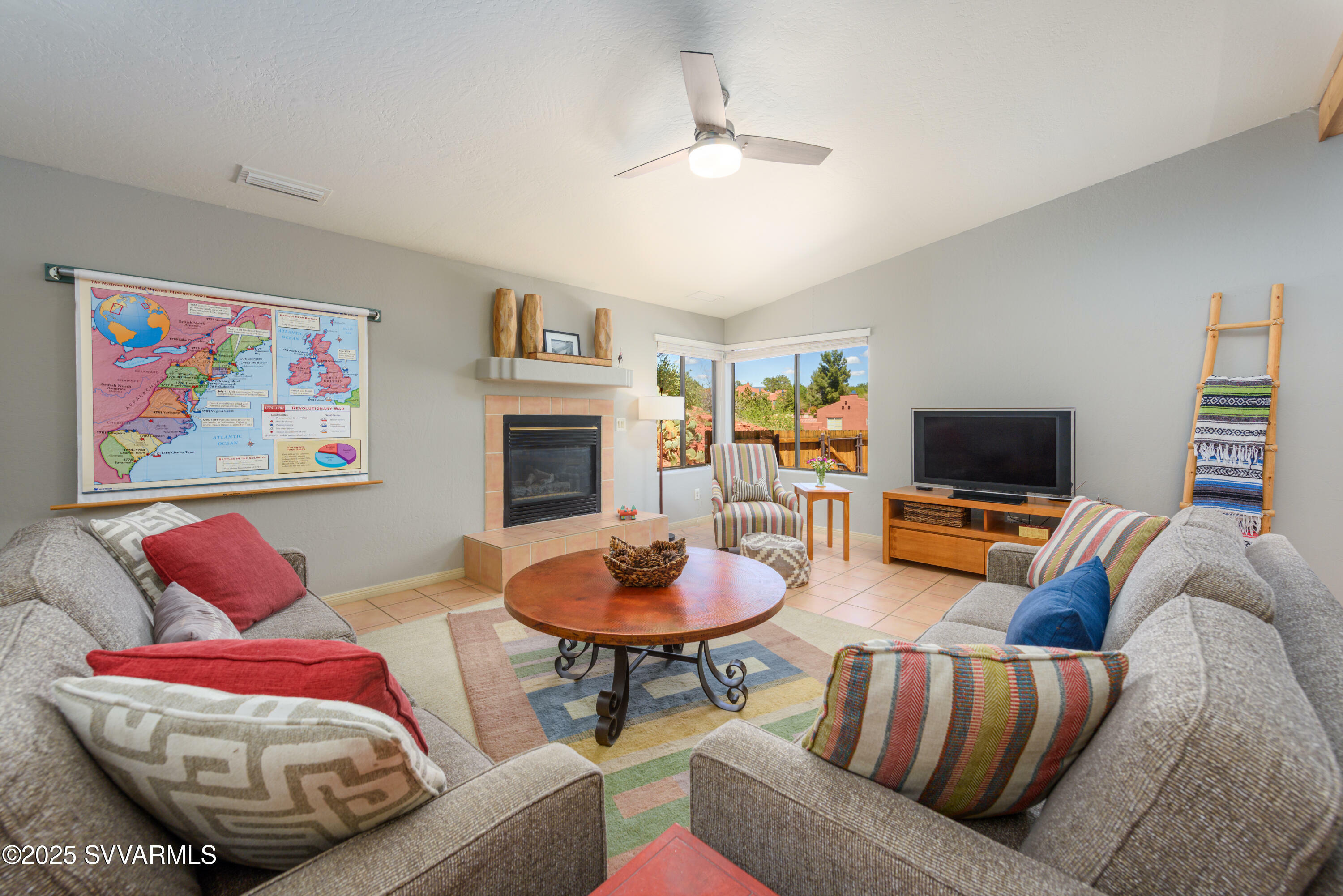 Property Photo: 2272 Roadrunner Rd AZ 86336