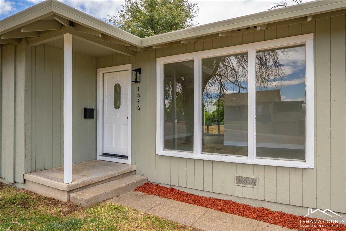 Property Photo: 1846 Walbridge Street CA 96080
