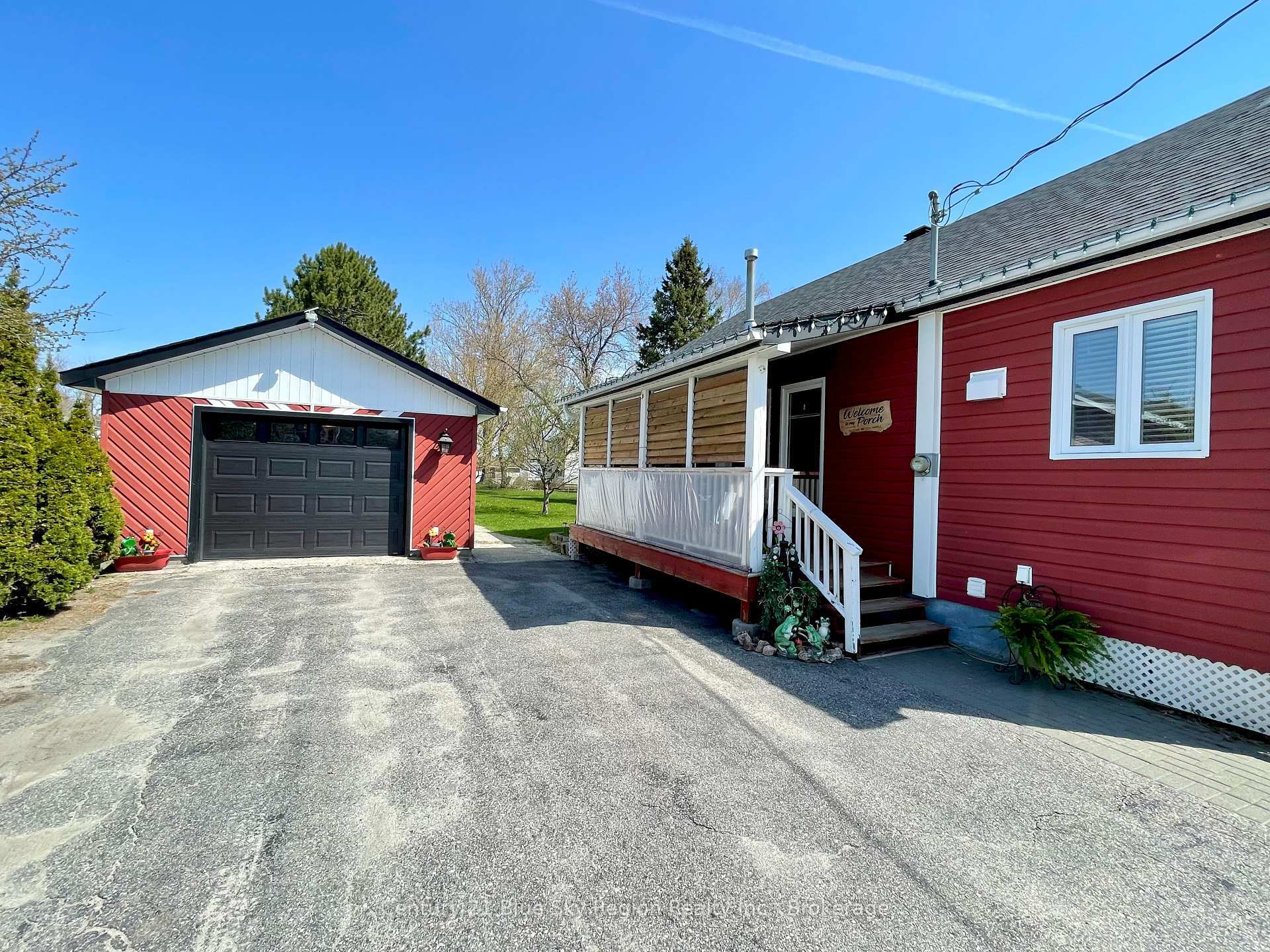 Property Photo: 133 John Street ON P2B 1Z3