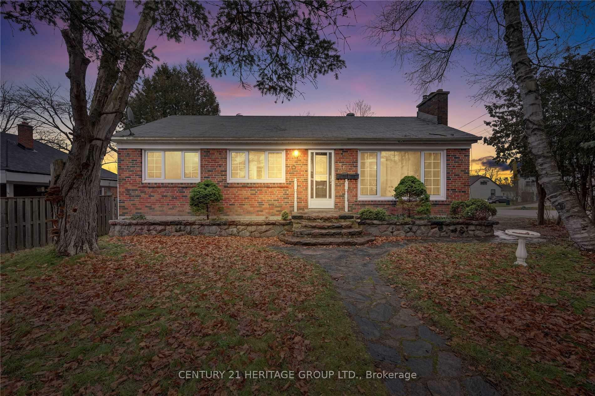 Property Photo: 36 Argyle Avenue ON L3V 2V6