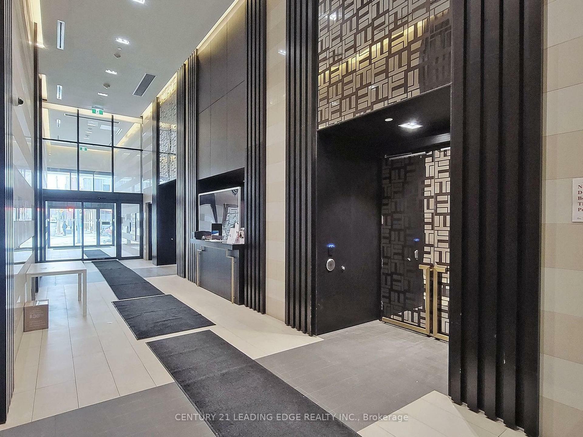 Photo de la propriété: 501 Yonge Street 1009 ON M4Y 0G8