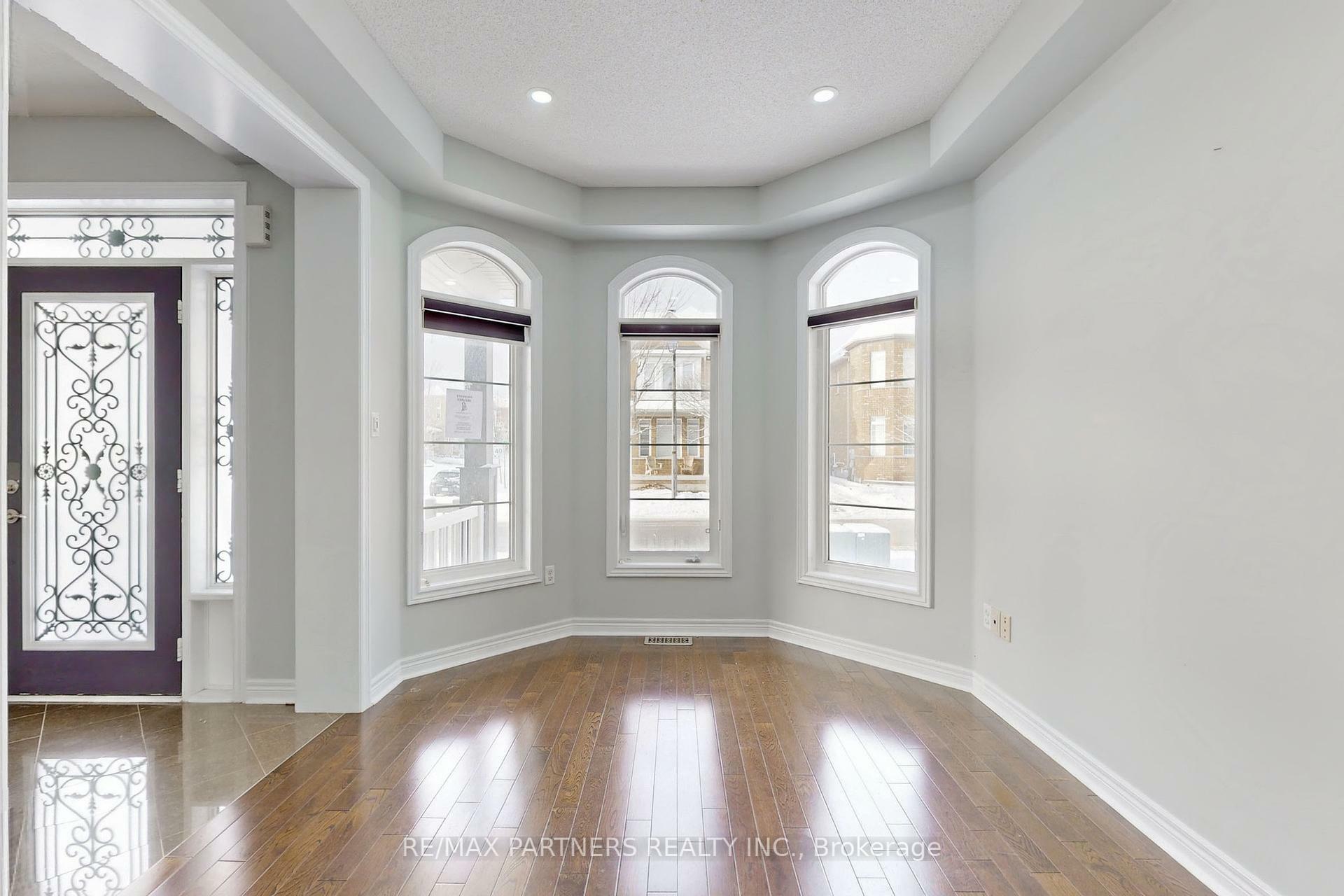 Property Photo: 133 Alexander Lawrie Avenue ON L6E 0J4