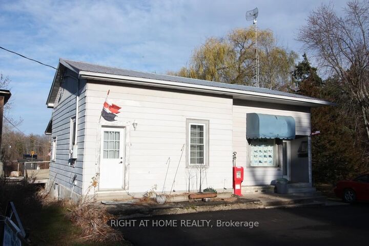 Property Photo: 45 Drummond Street ON K0G 1P0