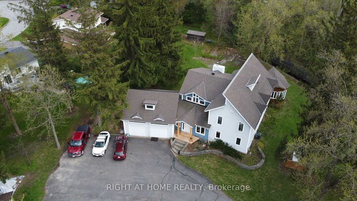 Property Photo: 3208 Richmond Road ON K2H 5B6
