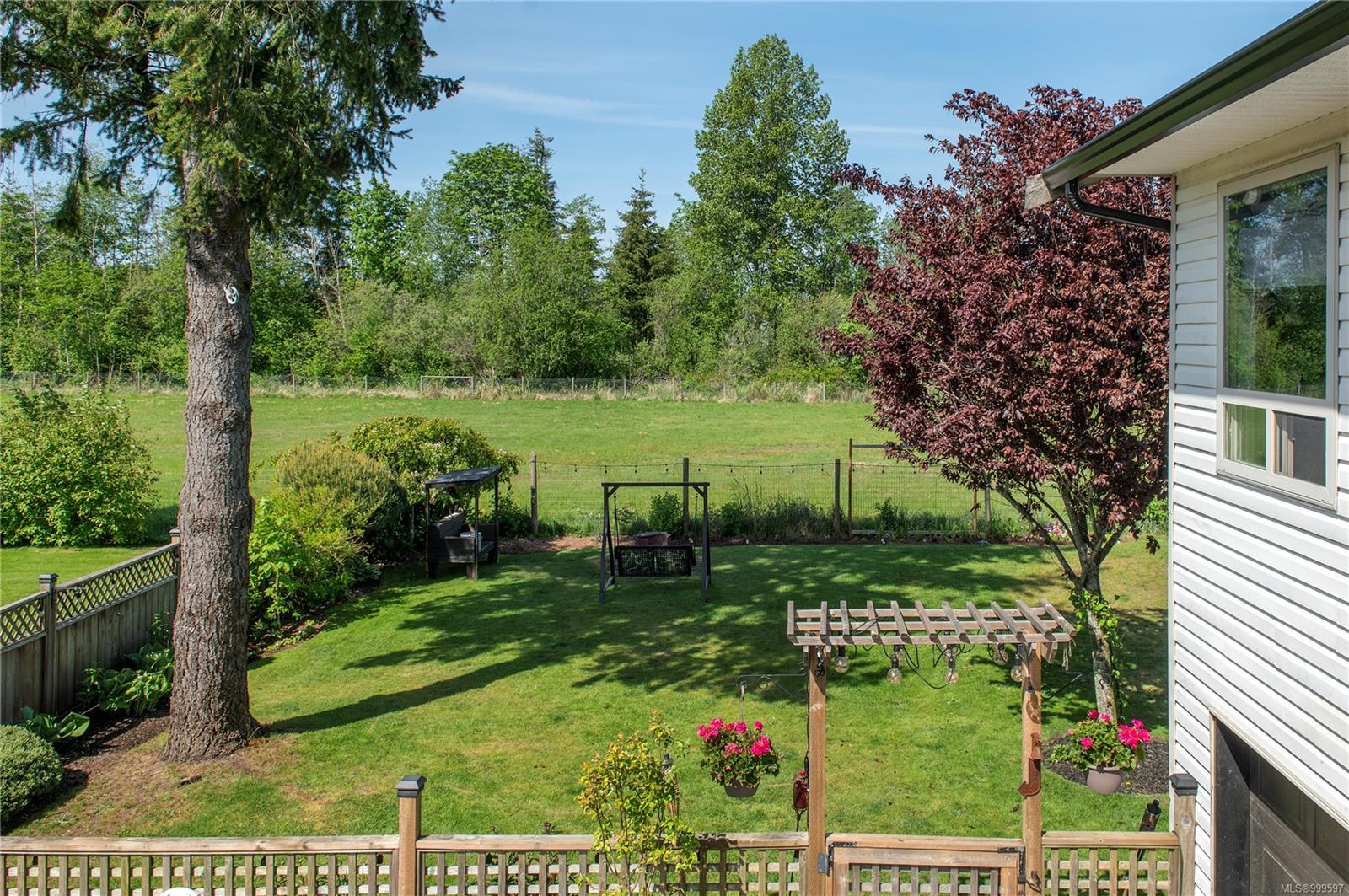 Property Photo: 270 Carolyn Rd BC V9W 5M6