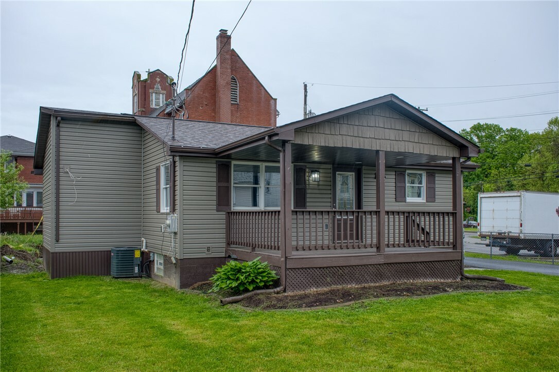 Property Photo: 202 Youghiogheny St PA 15675