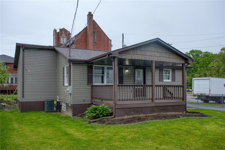 Property Photo: 202 Youghiogheny St PA 15675