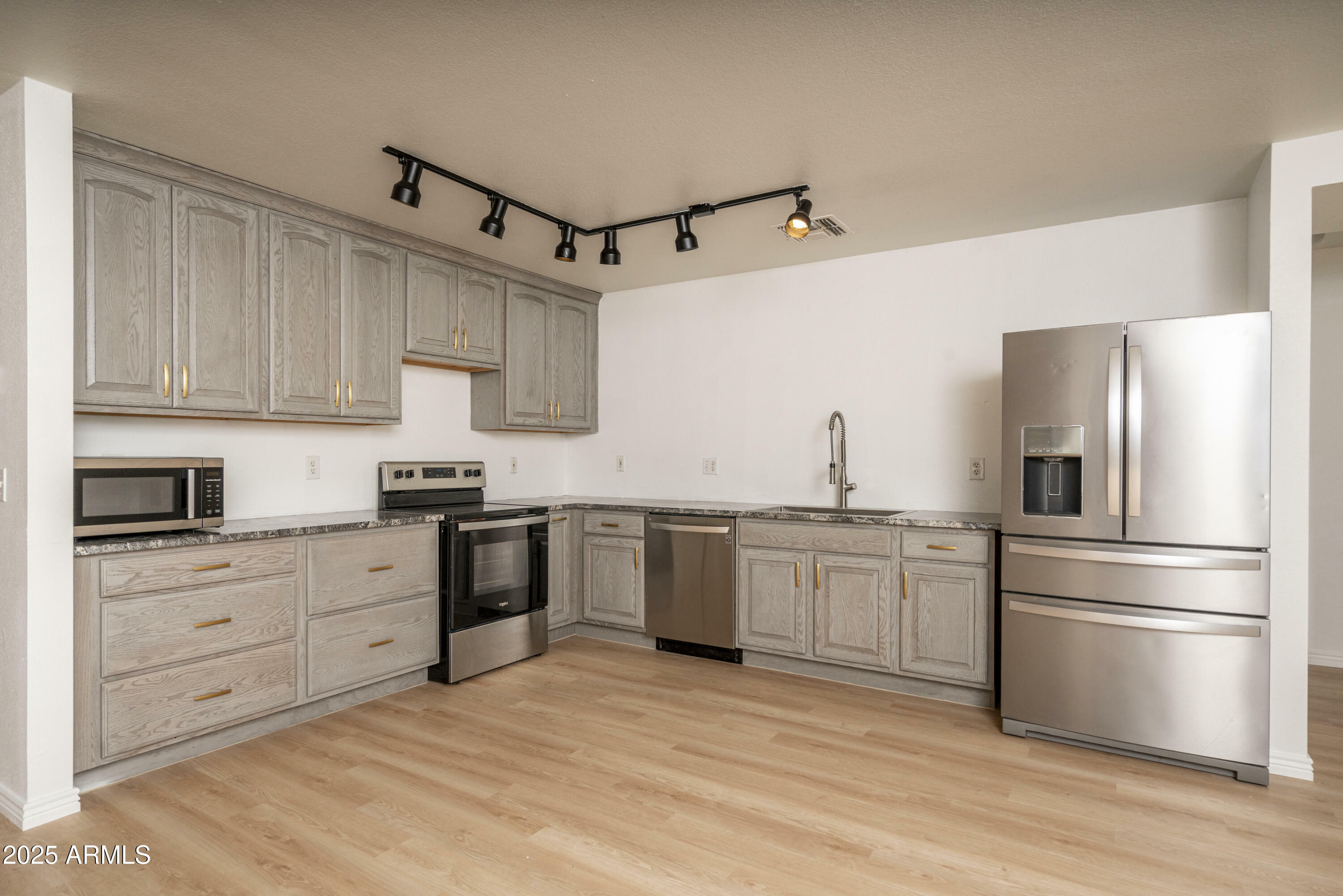 Property Photo: 12424 N B Street AZ 85335