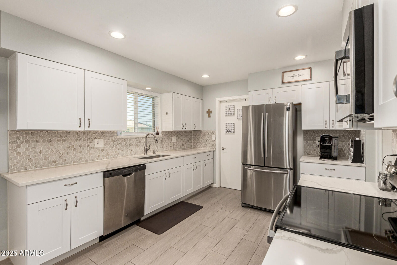 Property Photo:  10702 W Salem Drive  AZ 85351 