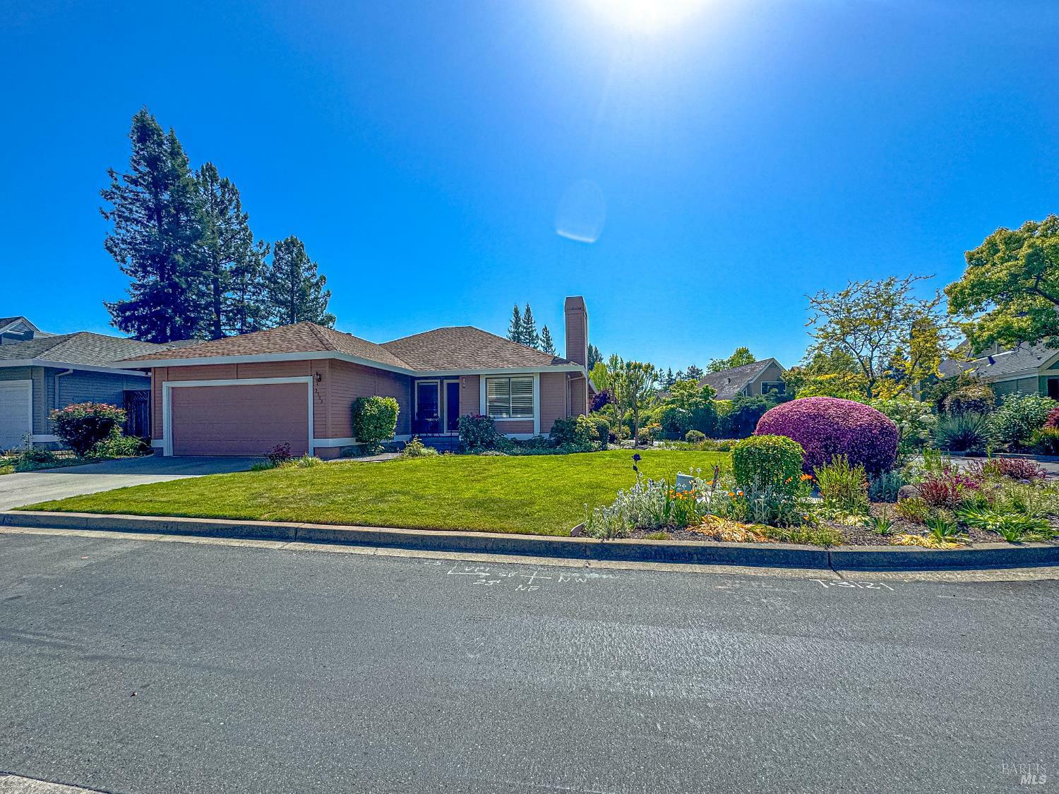 Property Photo: 2303 Sierra Creek Circle CA 95405