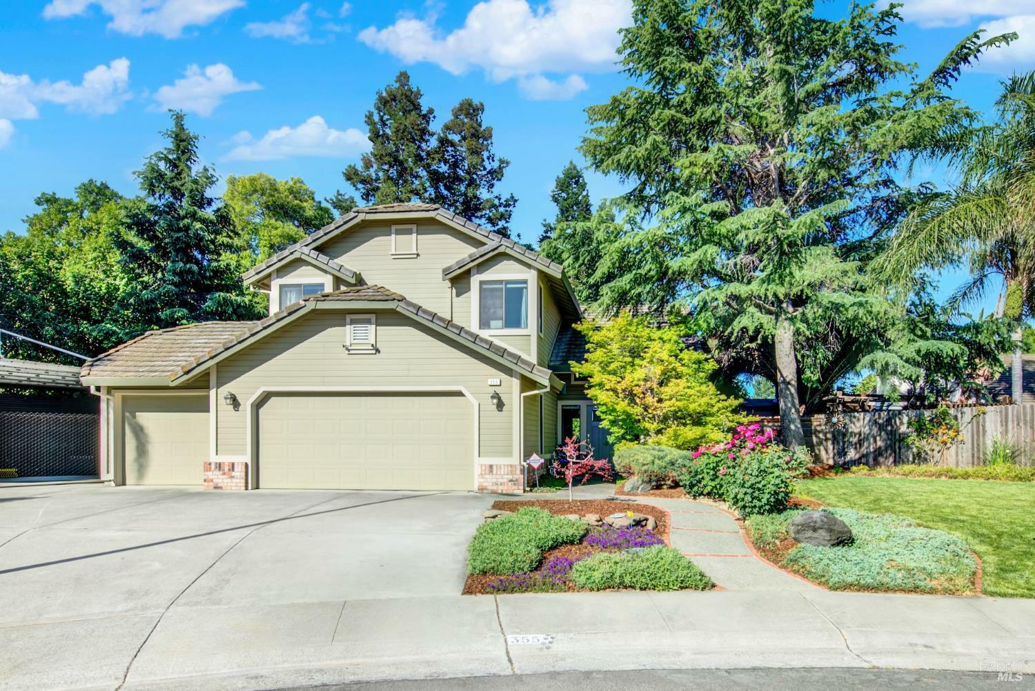 Property Photo: 355 Holly Court CA 95620