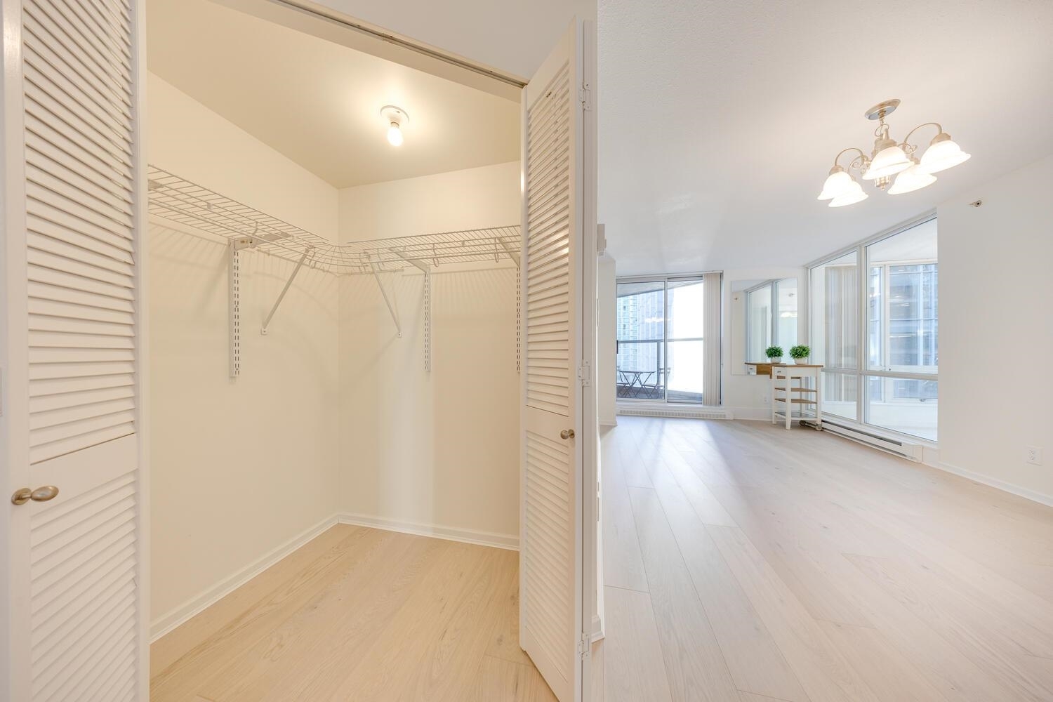 Property Photo: 1166 Melville Street 901 BC V6E 4P6