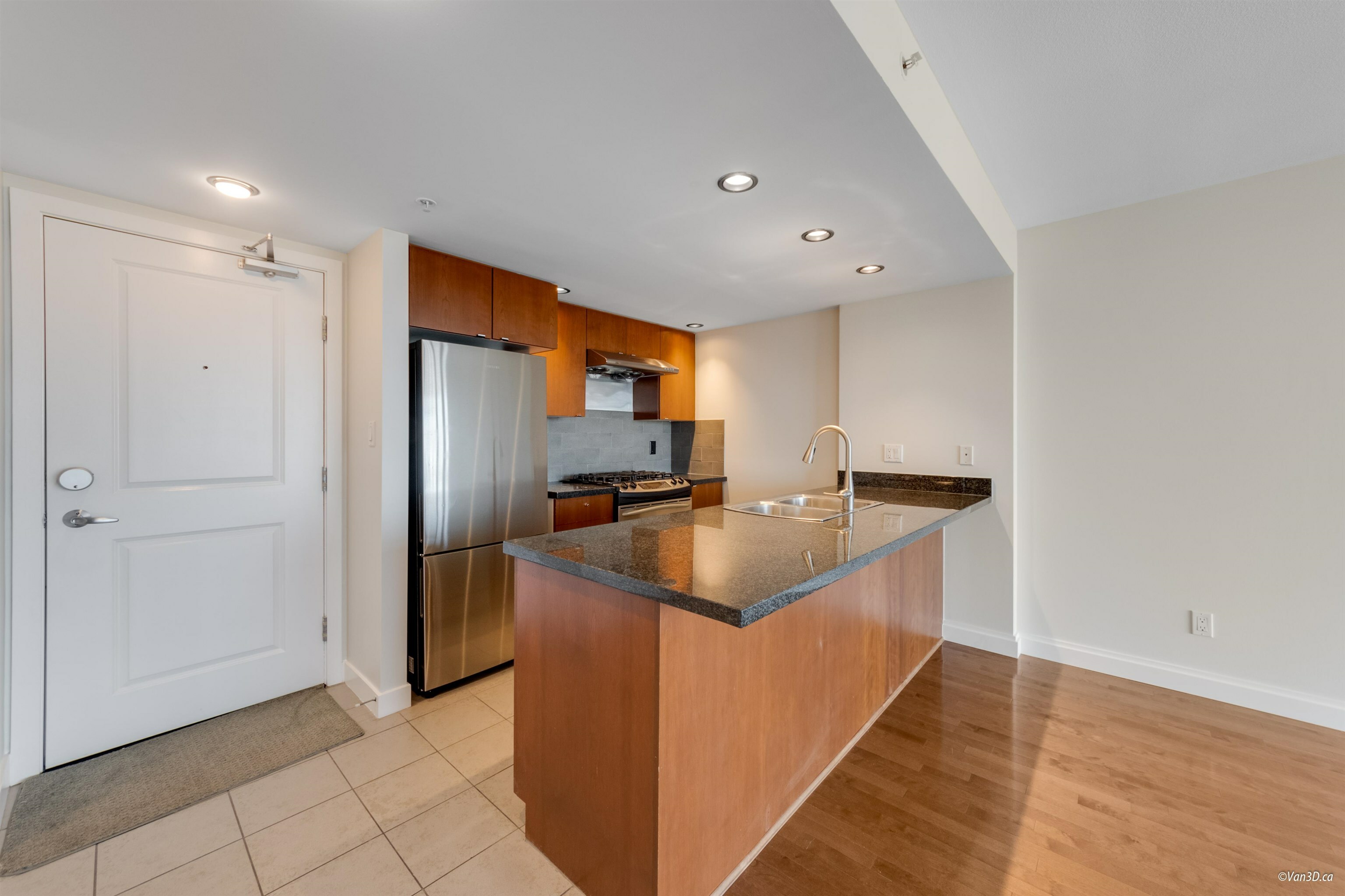 Property Photo: 9188 Hemlock Drive 1707 BC V6Y 4J7