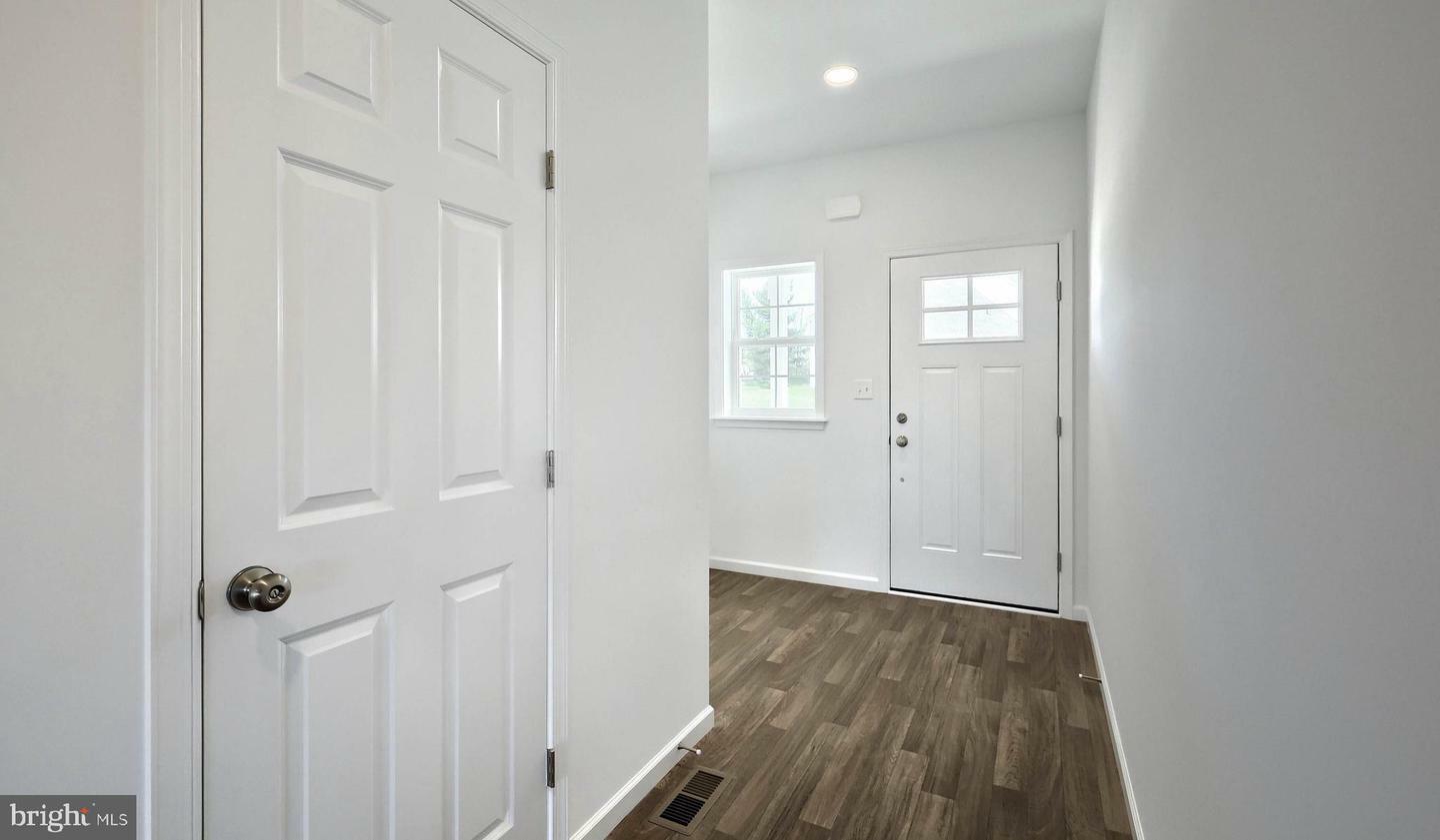 Property Photo:  7880 Briarwood Drive  PA 17112 