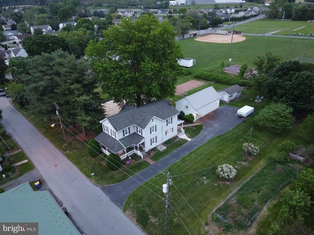 Property Photo: 1238 Mill Street PA 17555