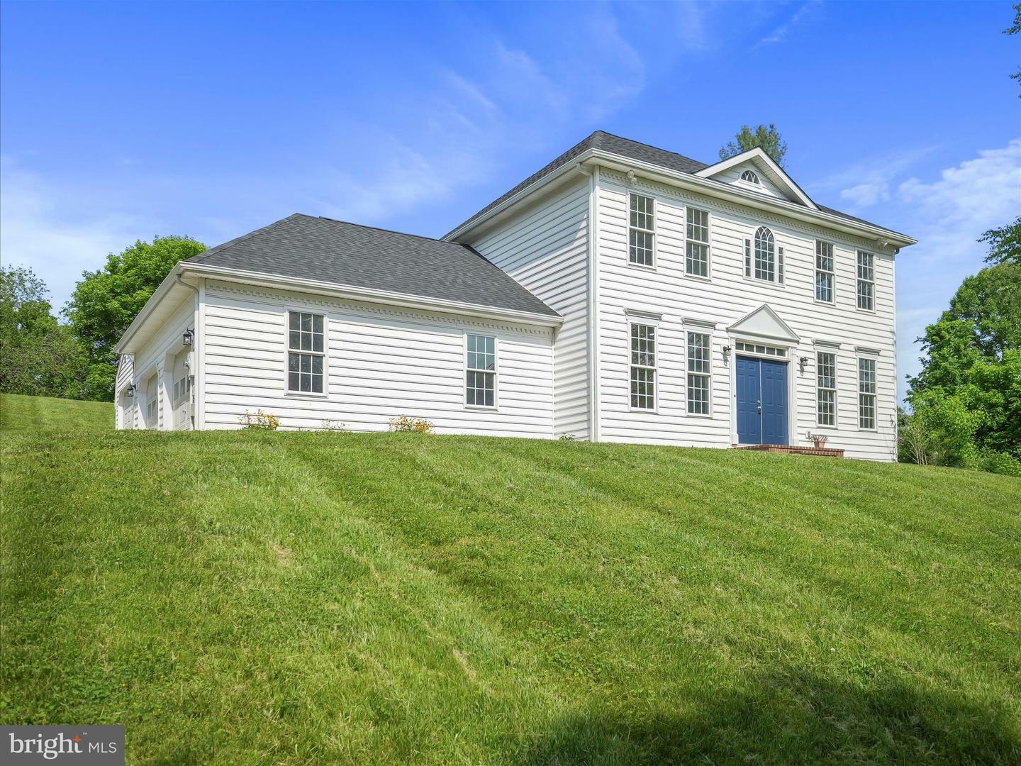 Property Photo: 526 Colston Drive WV 25419