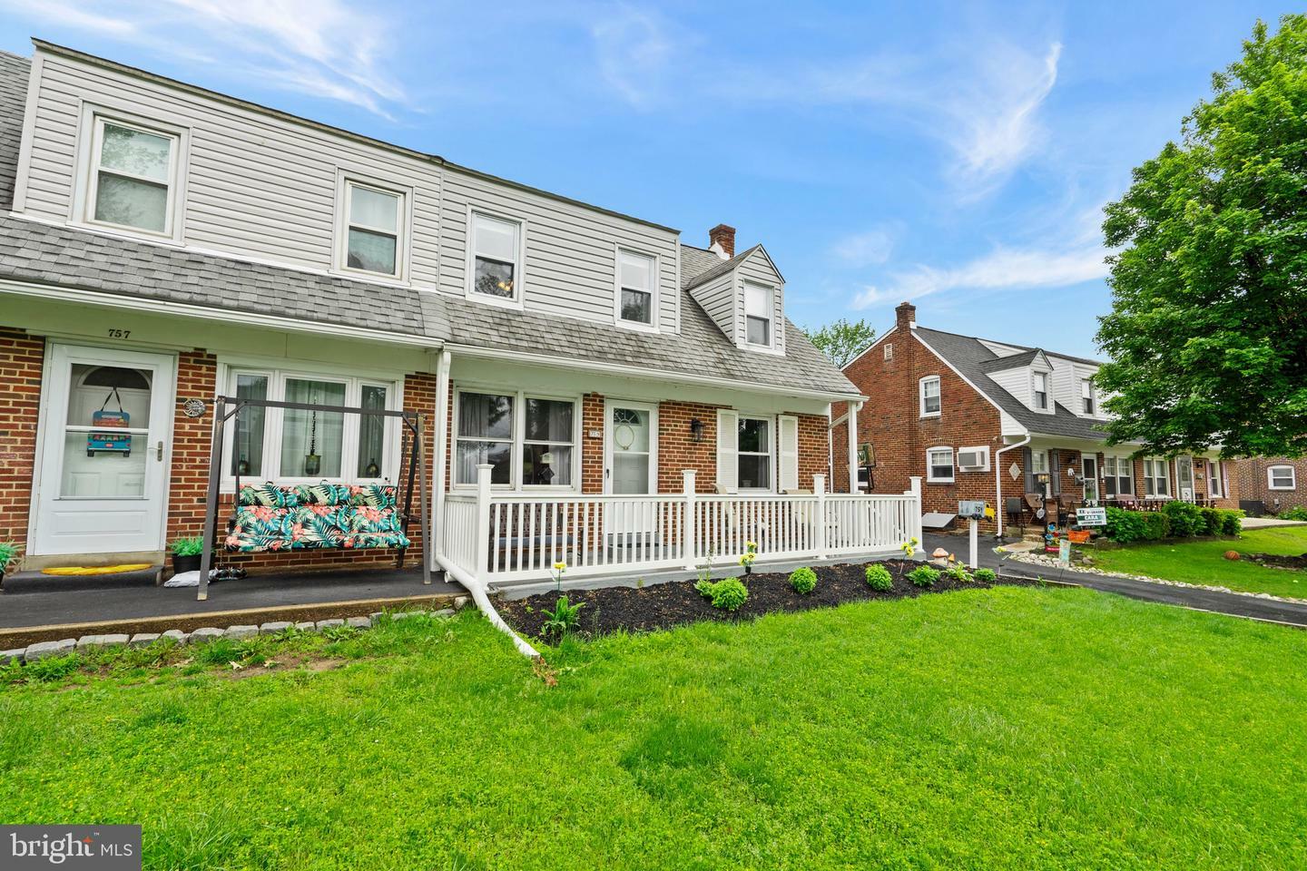 Property Photo: 759 Braxton Road PA 19078