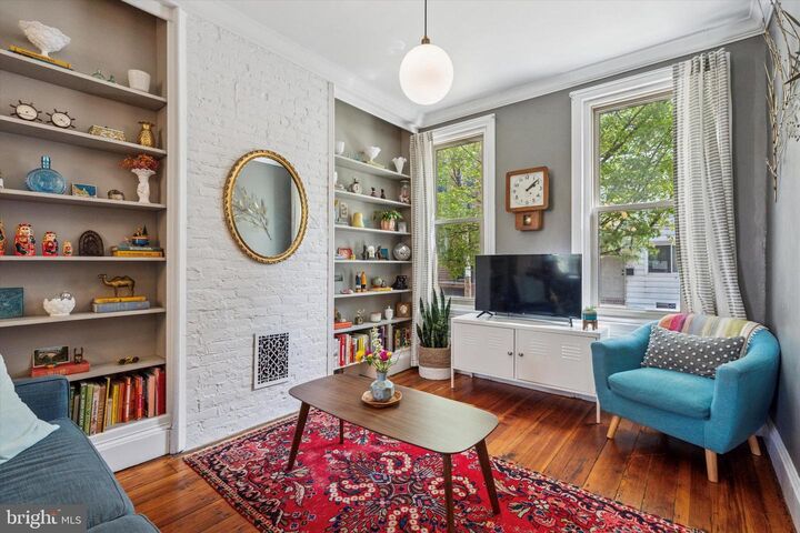 447 Belgrade Street  Philadelphia PA 19125 photo