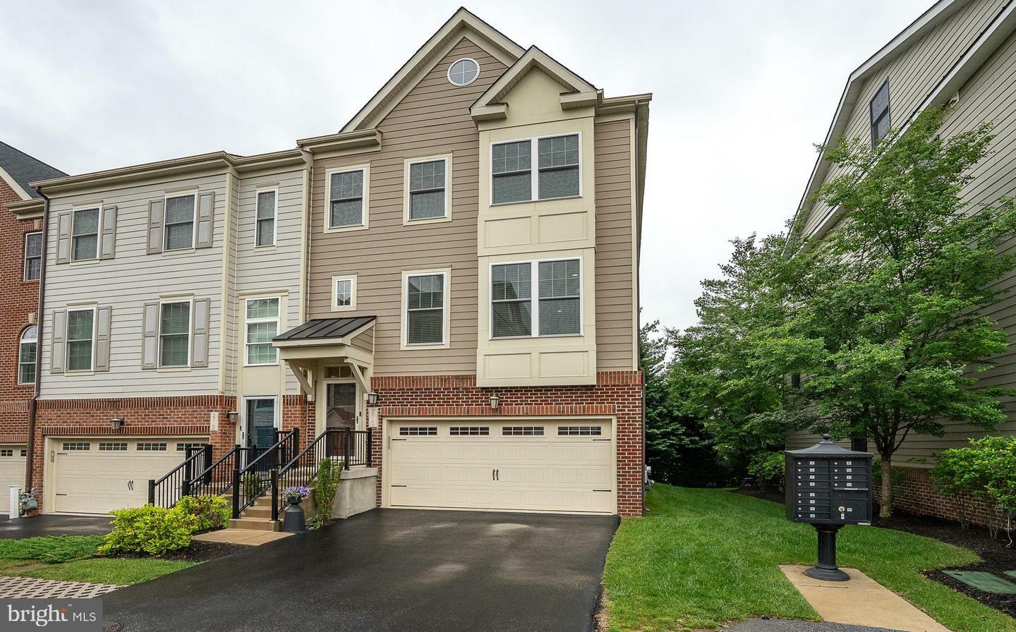 Property Photo: 210 Skylar Lane PA 19087