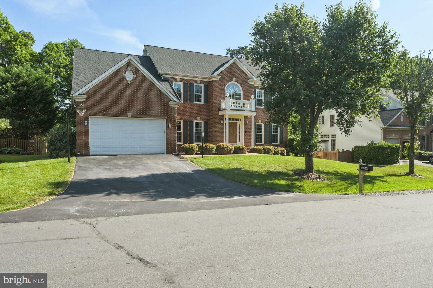 43801 Timberbrooke Place  Ashburn VA 20147 photo