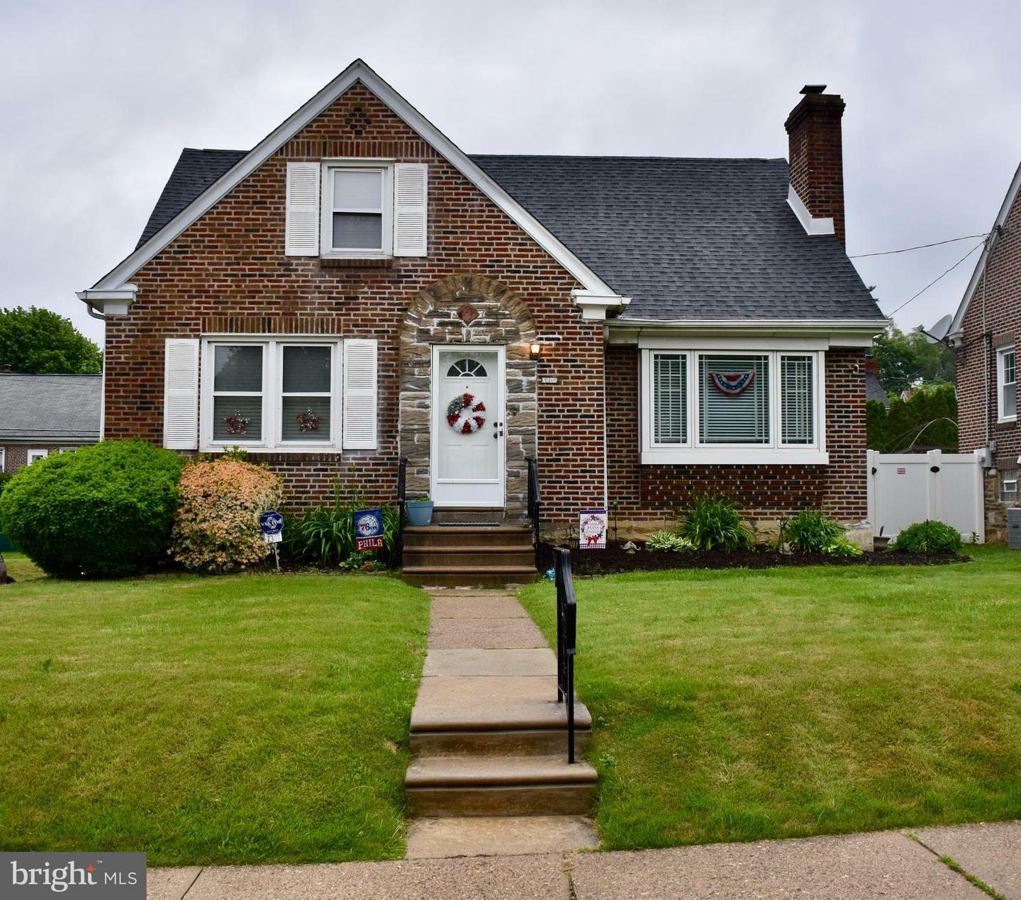 7340 Hasbrook Avenue  Philadelphia PA 19111 photo