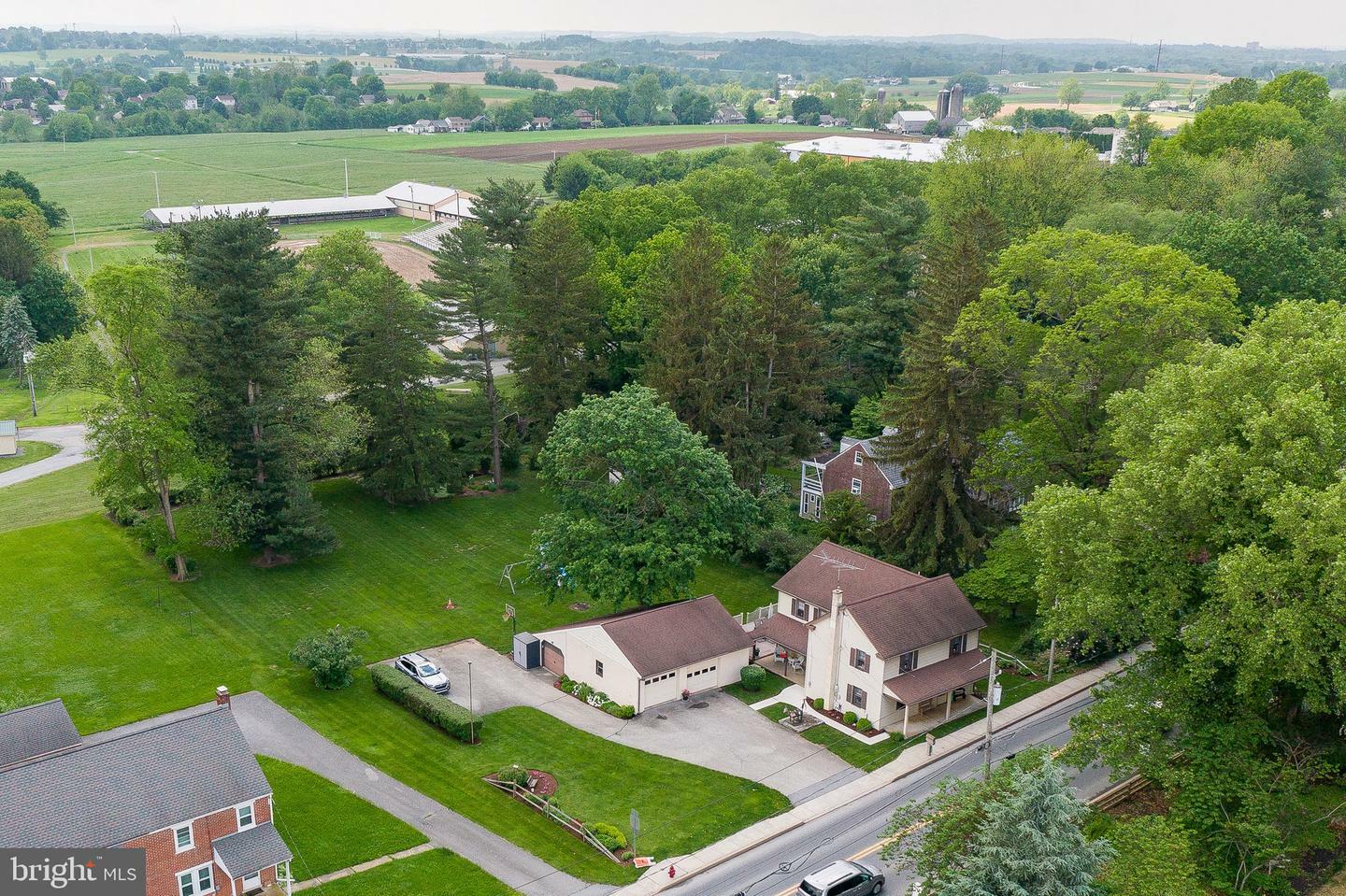 Property Photo: 1626 Lampeter Road PA 17602
