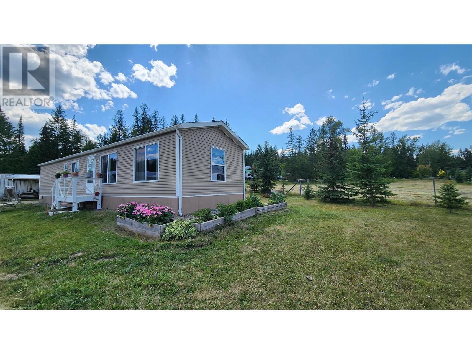 Property Photo: 3237 Creighton Valley Road BC V0E 2G3