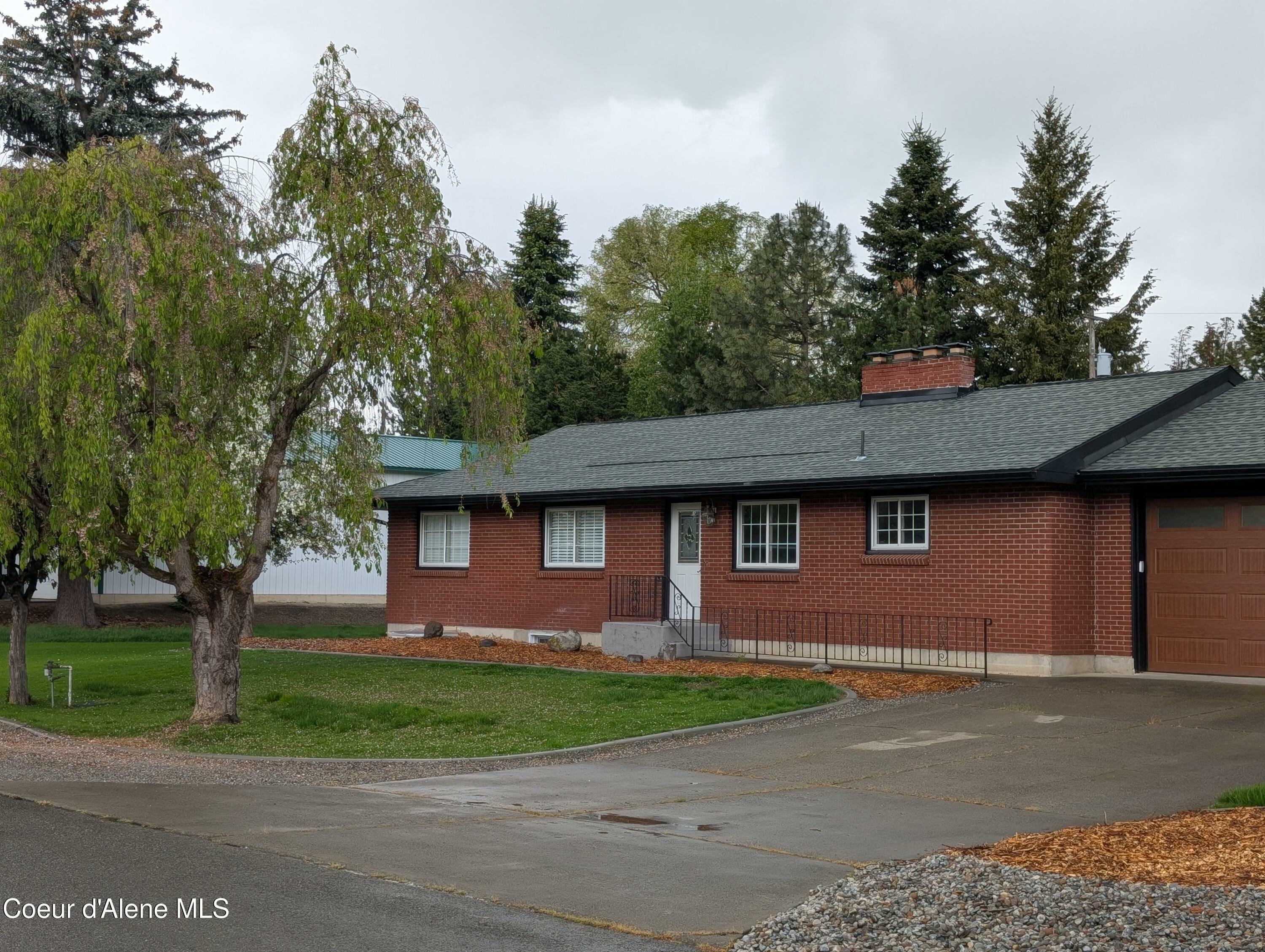 Property Photo: 1305 E. Victoria St. ID 83835