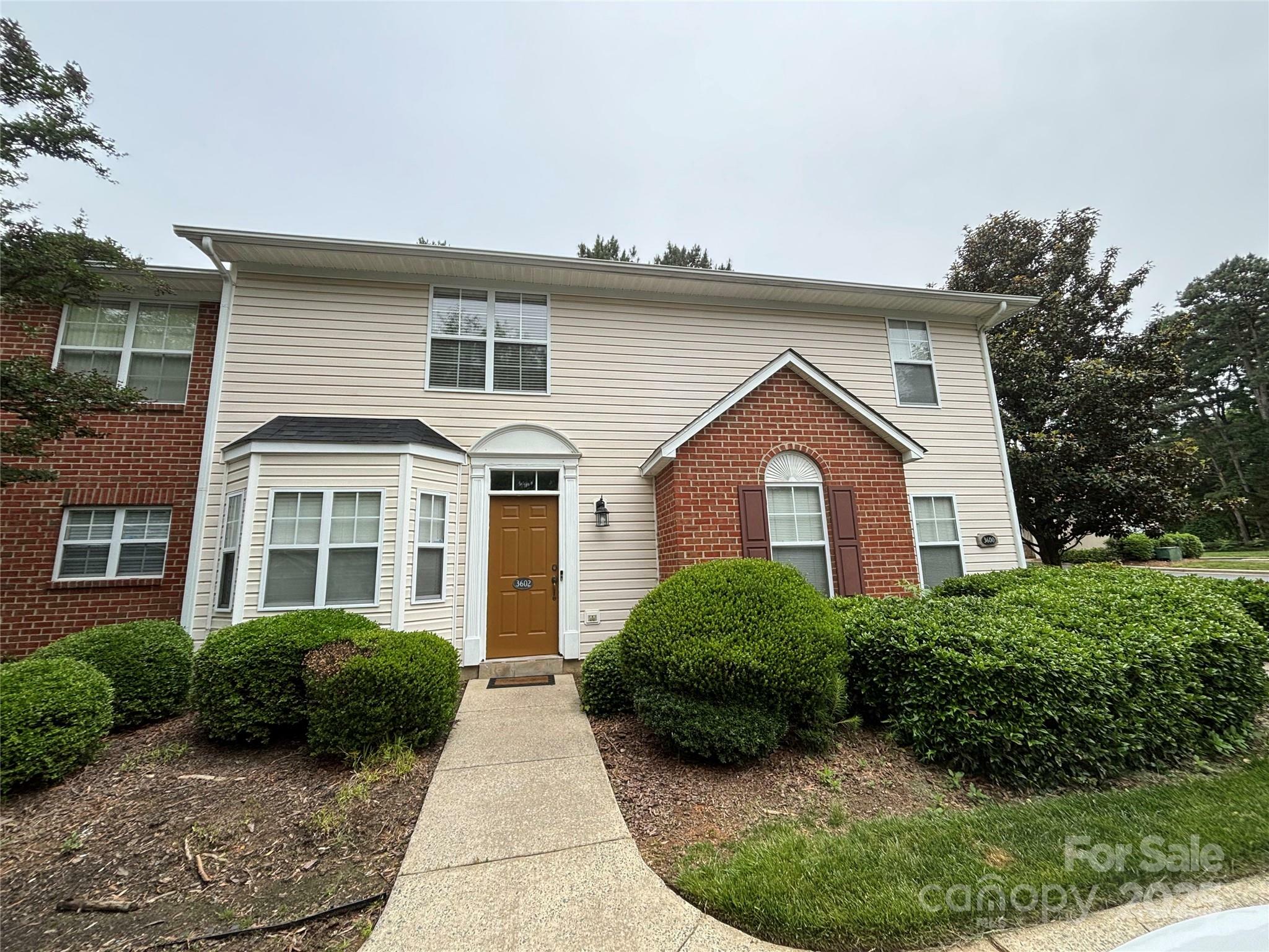 Property Photo: 3602 Melrose Cottage Drive NC 28105