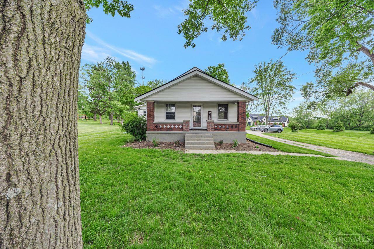 Property Photo: 4707 Princeton Road OH 45011