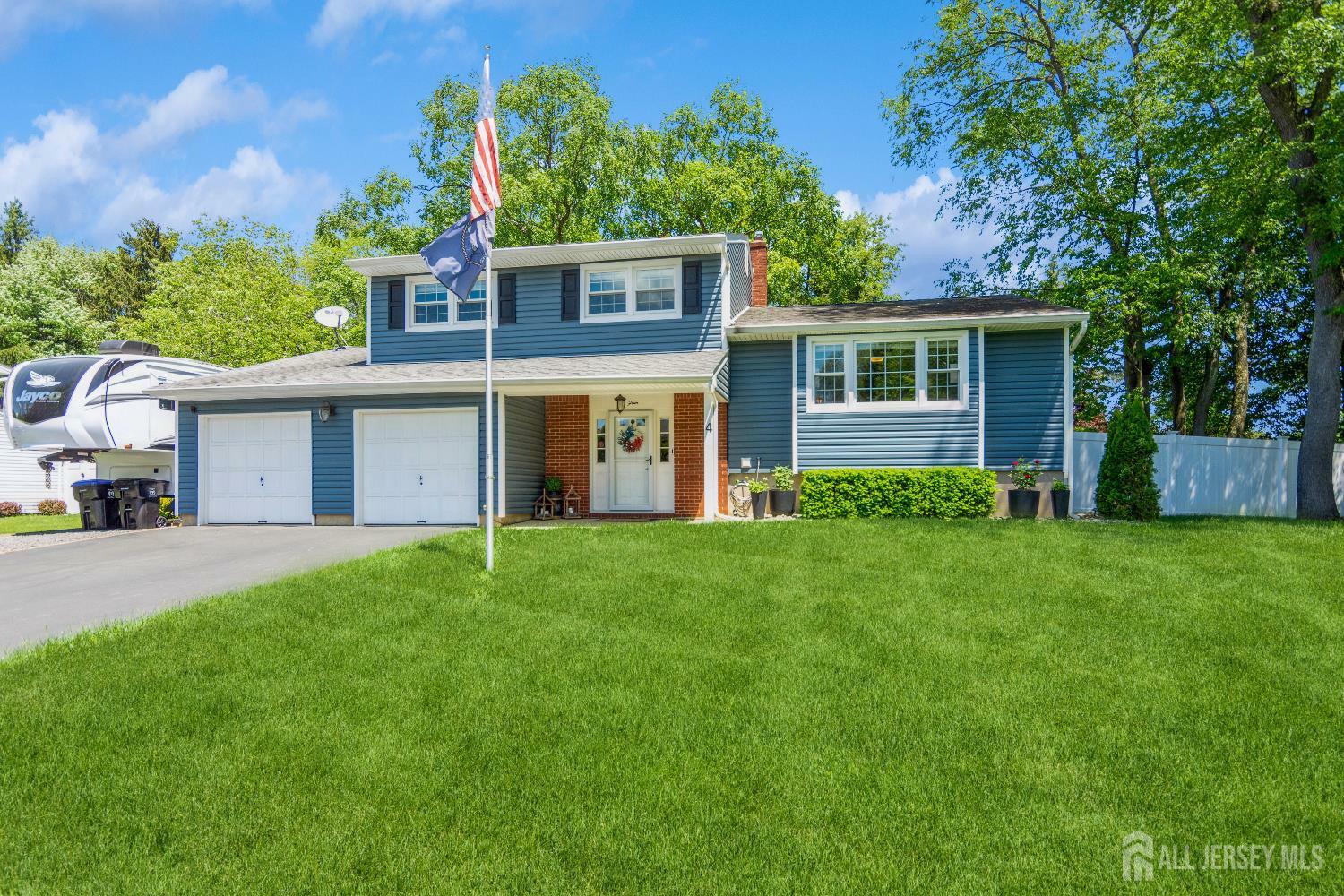 Property Photo: 4 Wedgewood Court NJ 08816