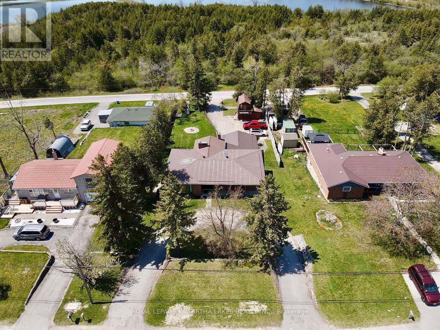 Property Photo: 674 Osborne Street ON L0K 1A0
