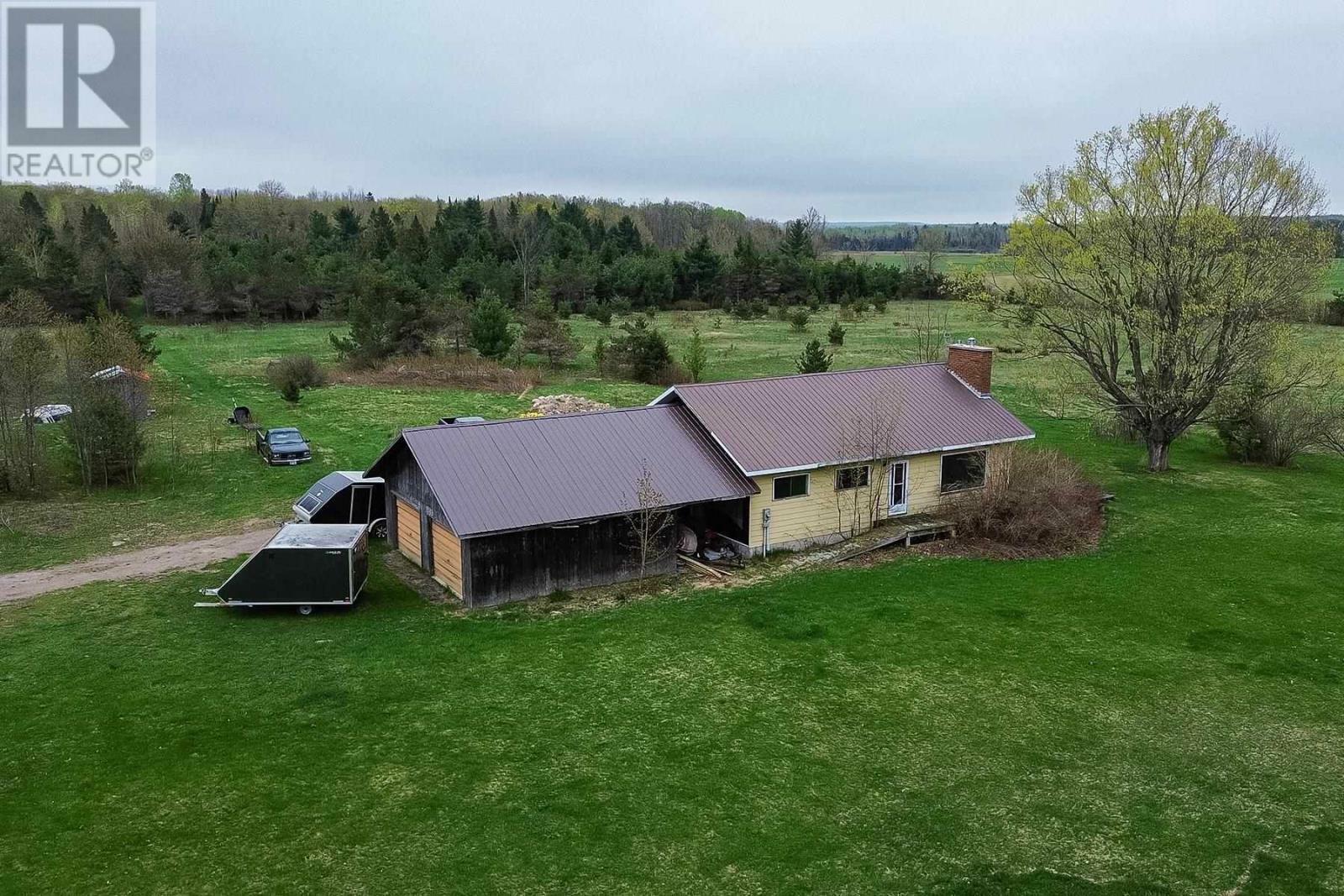 Property Photo: 2277 D Line Rd ON P0R 1J0