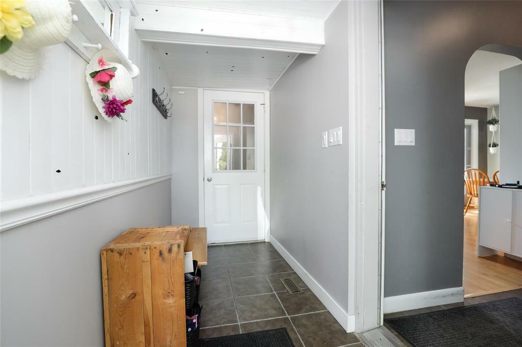 Property Photo: 436 Hanover Street MB R5G 0H3
