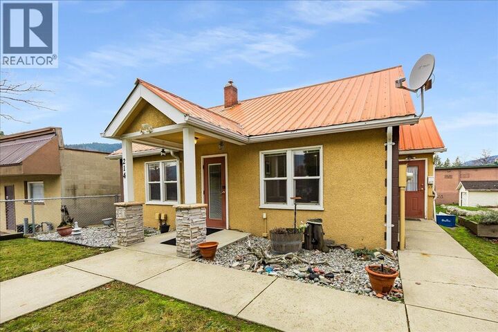 Photo de la propriété: 214 11th Avenue BC V1N 1J2