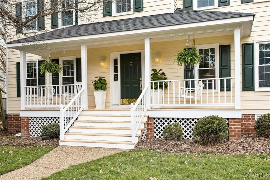 Property Photo: 12418 Burnside Lane VA 23233