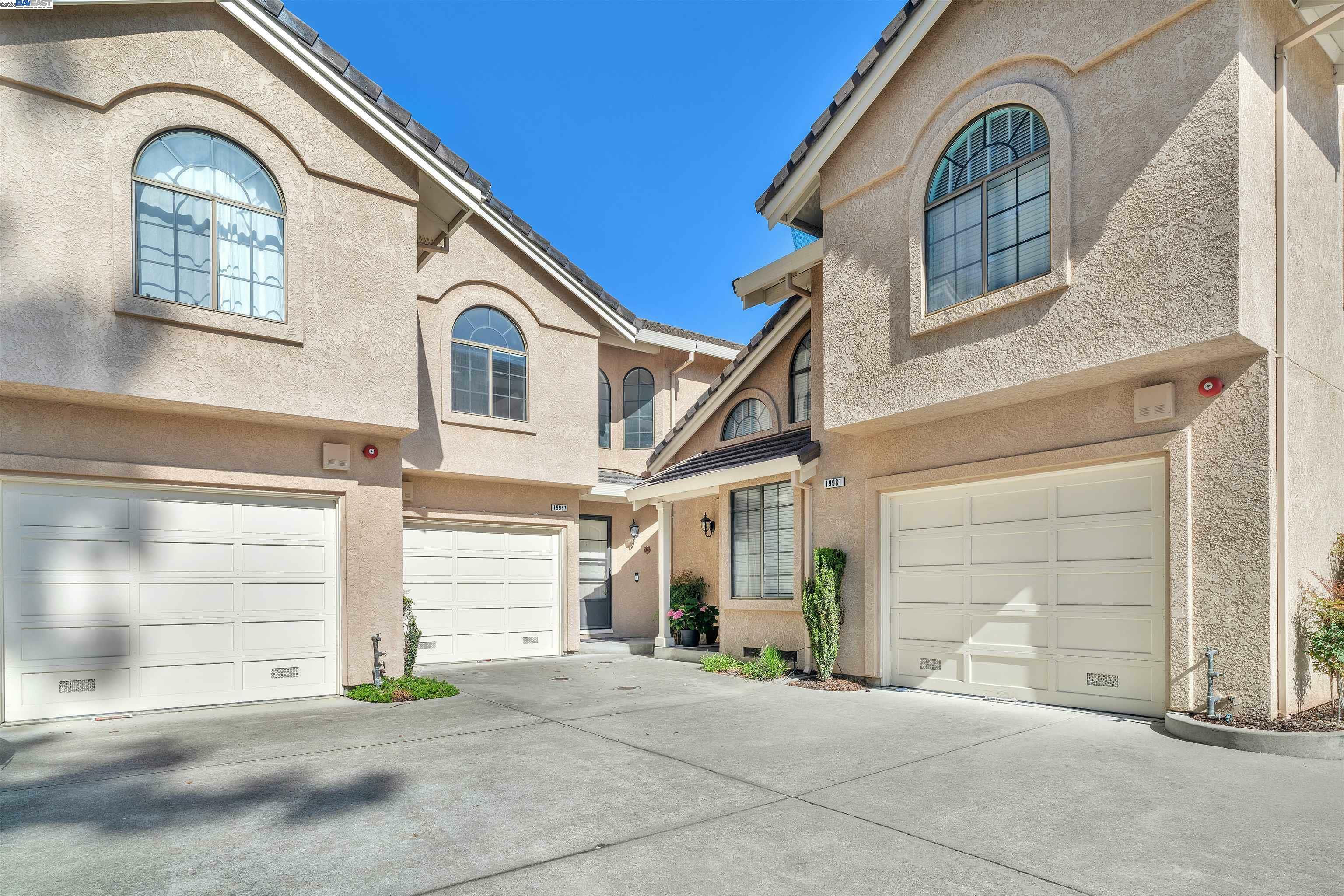 Property Photo: 19987 Lorena Cir CA 94546