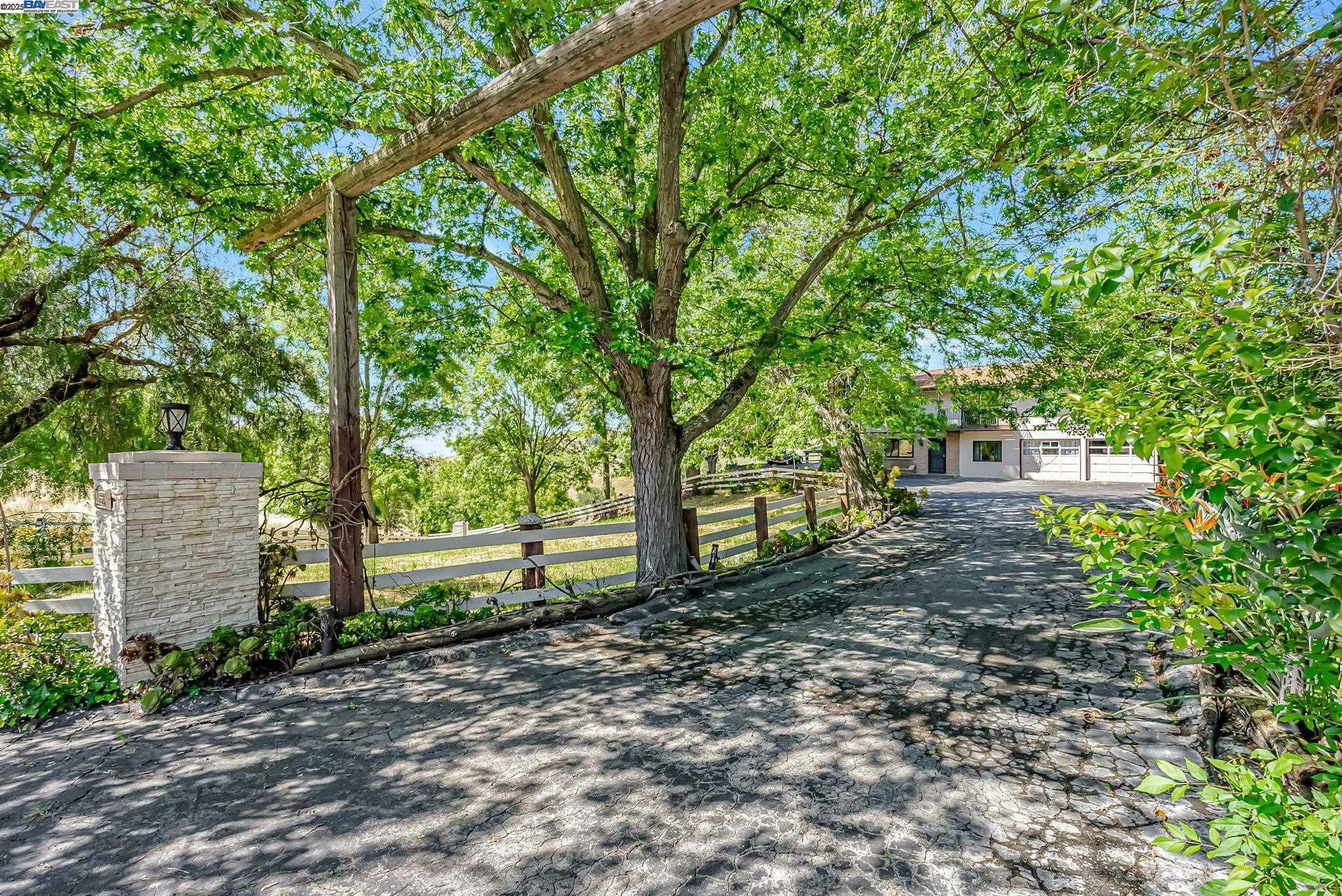 Property Photo: 41660 Vargas Rd CA 94539